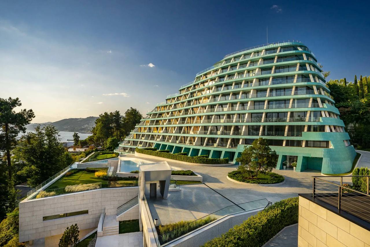 Reef Residence 2026: Стоит ли покупать до открытия ресторанного кластера за 1 млрд рублей?