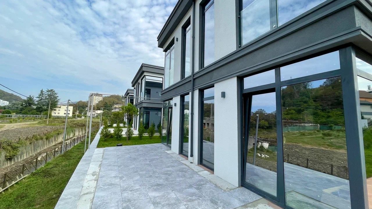 Дом на Тепличной