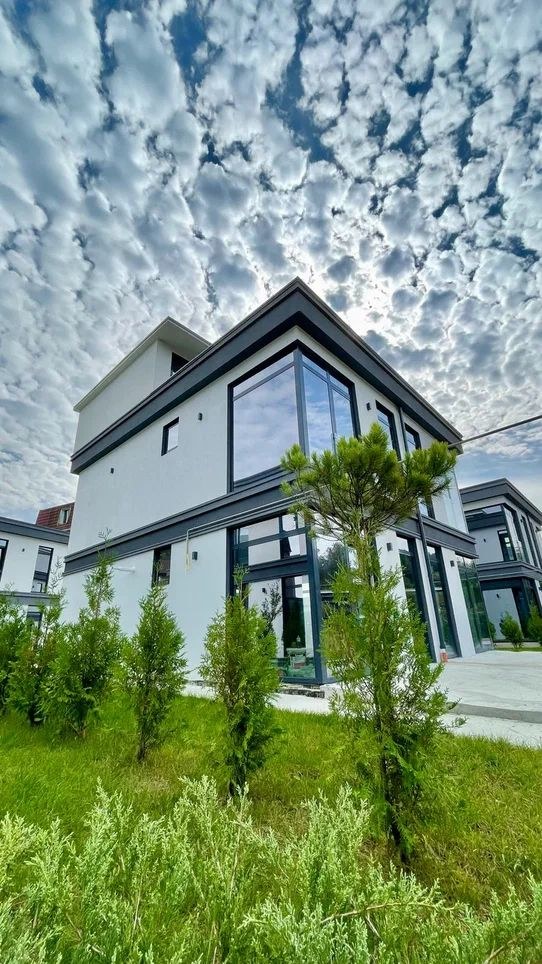 Дом на Тепличной