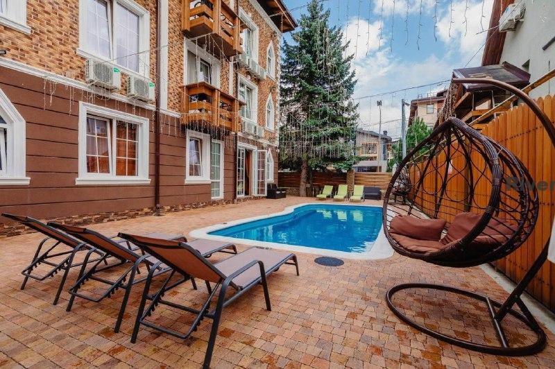 Гостиница в Красной поляне