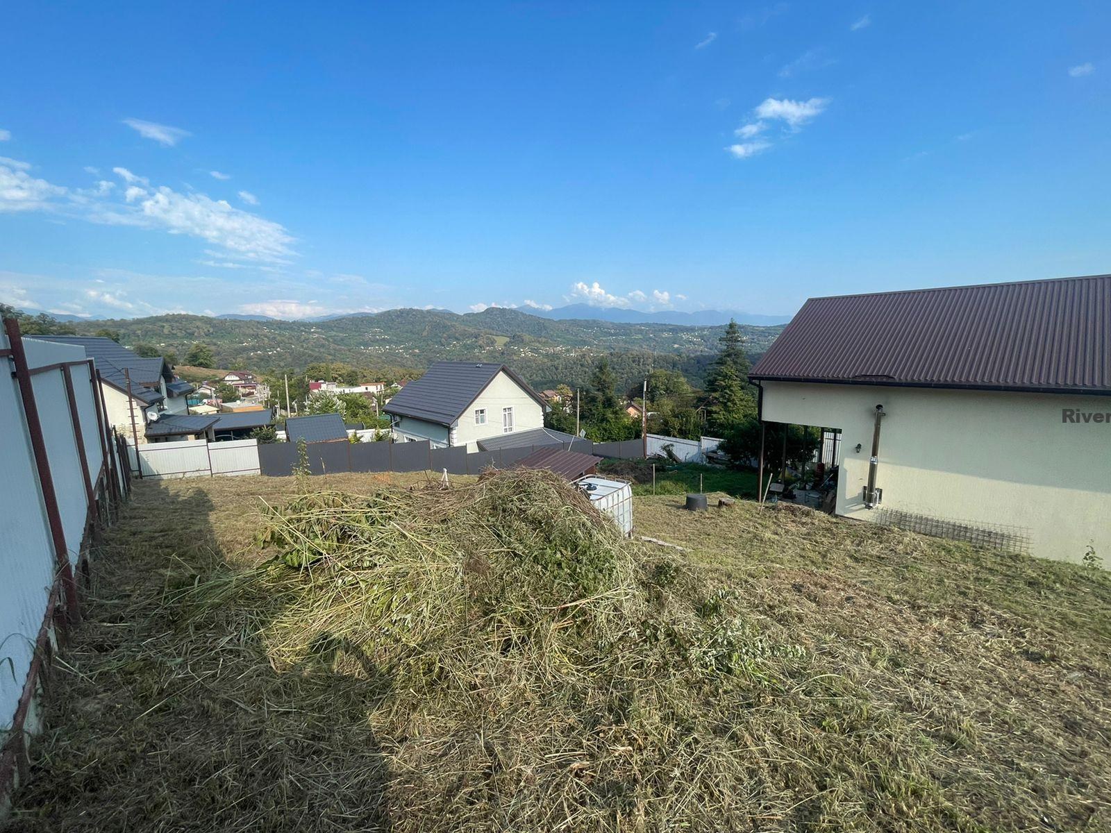 Участок в Каштанах