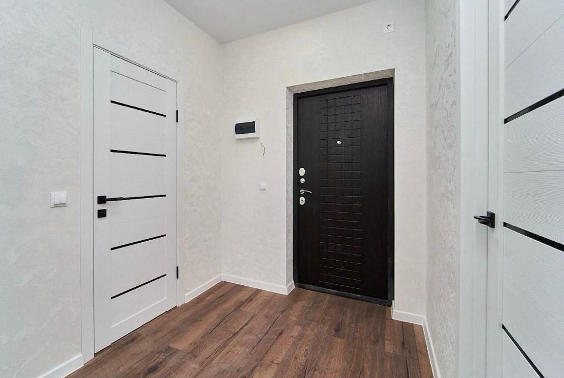 Квартира в спальном районе на берегу озера