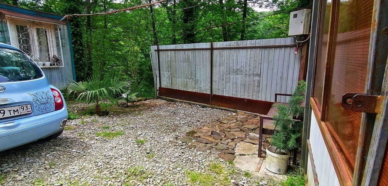 Участок в уединенном месте Сочи